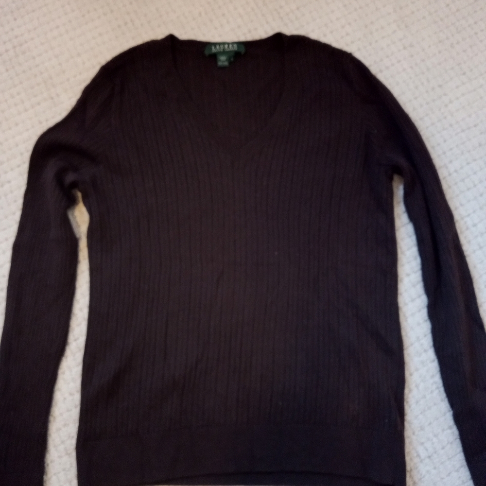 Lauren Ralph Lauren 100% Wool Rib Knit V Neck Sweater